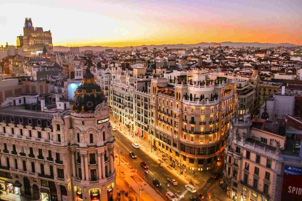 foto aérea de Madrid gran vía